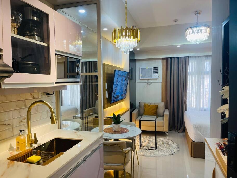 Marias Suite Near Manila Bay Free Use Of Pool 외부 사진